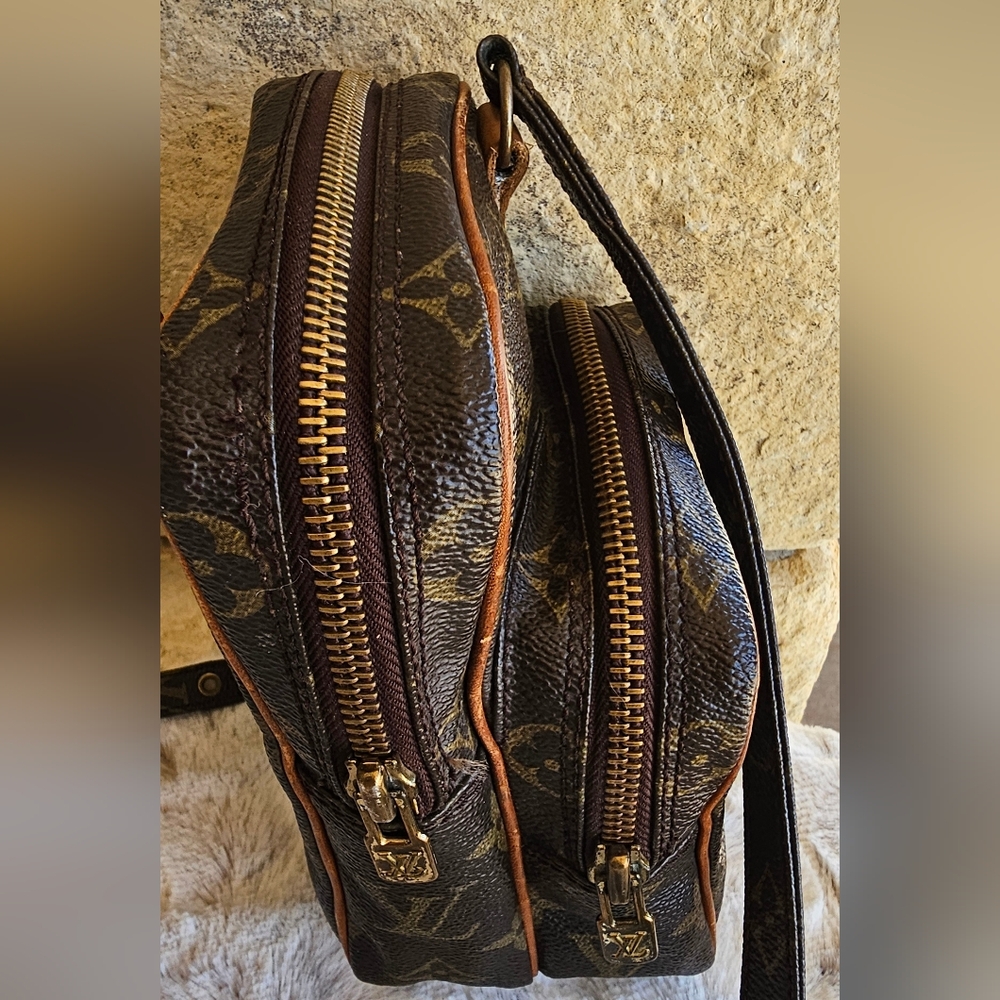 Louis Vuitton Vintage Amazon PM In Great Condition - Picture 4 of 16